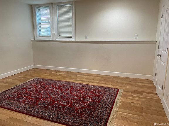 3rd image of 2836 Franklin St
