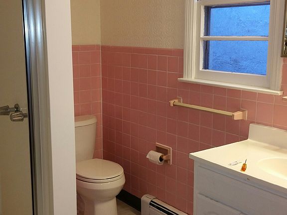 Brand New Toilet & Vanity