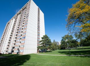 25 Silver Springs Blvd #301, Toronto, ON M1V 1M9