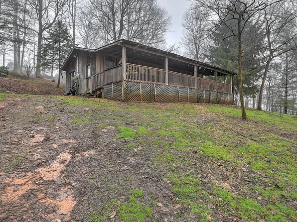 285 Lily Ln, Gate City, VA 24251