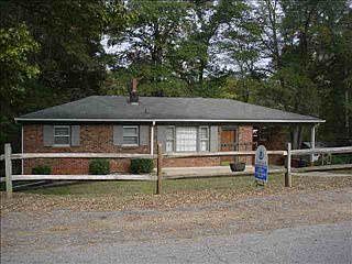 1st image of 765 Kenmore Dr