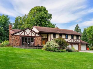 4160 Terrace Ln, Minnetonka, MN 55305