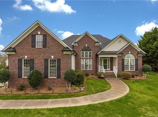 2820 Aprilia Ln, Monroe, NC 28112