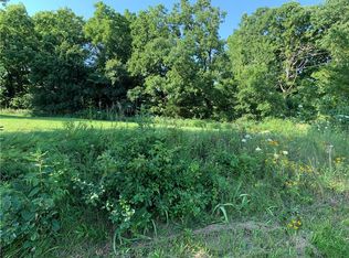 1679 Lake Viking Ter, Gallatin, MO 64640