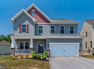 16 Cypress Point Ct, Mechanicsburg, PA 17050