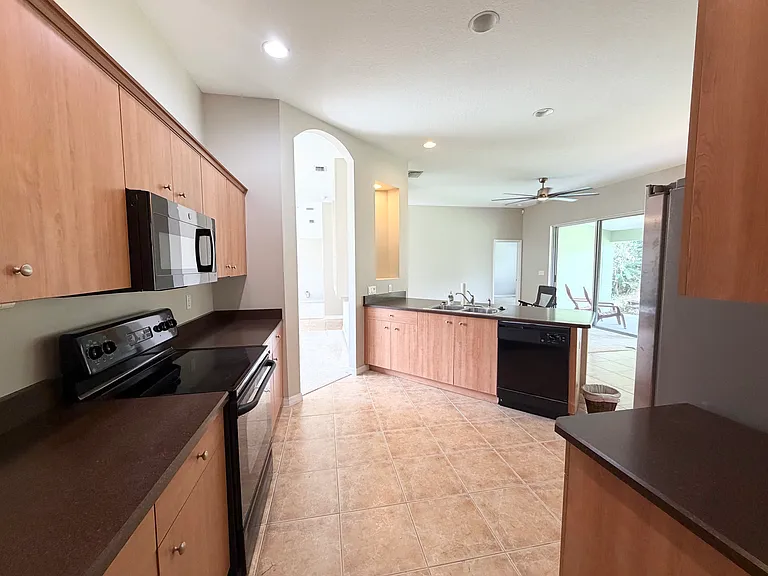 6802 Stoneheath Ln — Photo 10