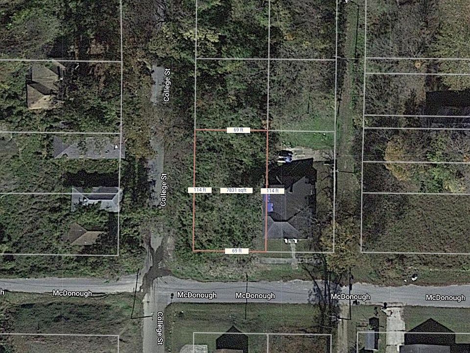 2nd image of 624 College St