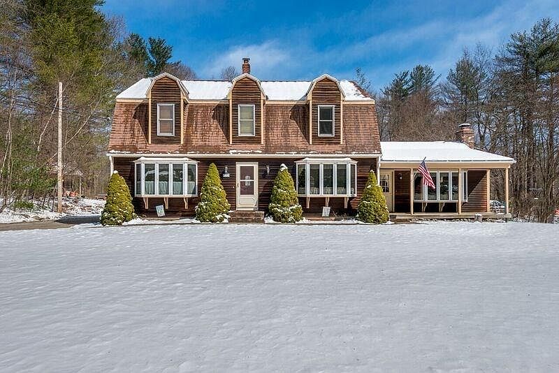 1st image of 1565 Douglas Pike