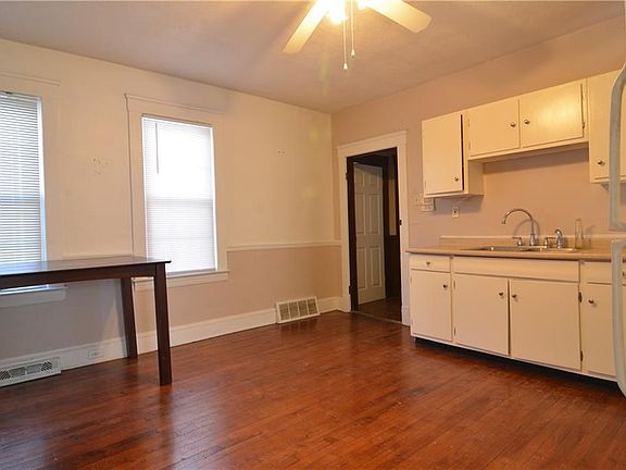 5th image of 6510 Fullerton Ave