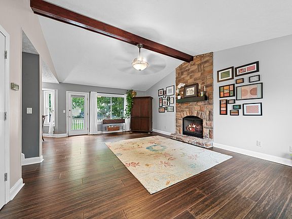 4th image of 4346 Jennydawn Pl