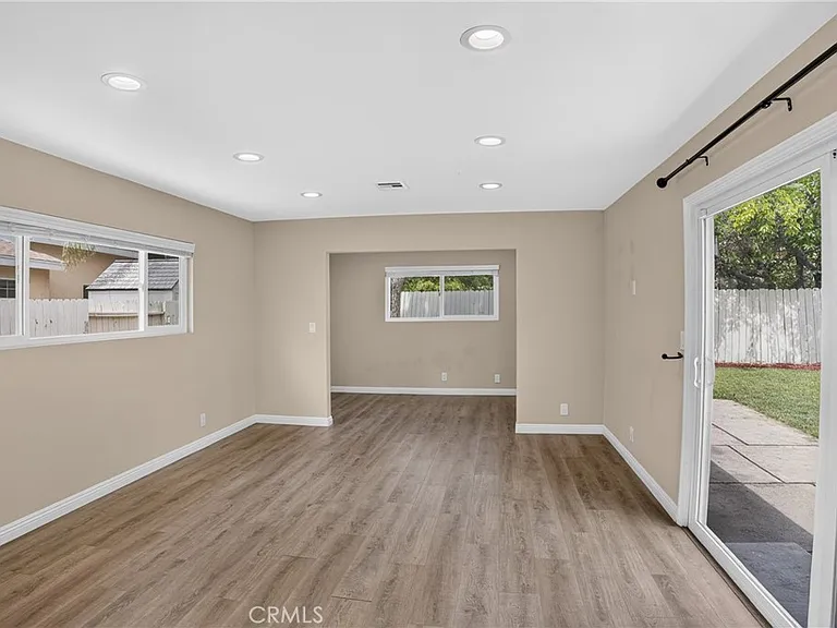 24441 Denise Pl — Photo 22