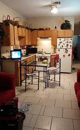 2nd image of 2913-15 General Meyer Ave