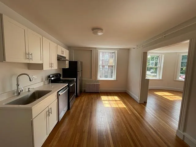 1 bed, 650 sqft, $2,850 — Photo 2