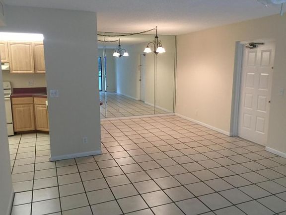 2nd image of 1009 Green Pine Blvd APT C1