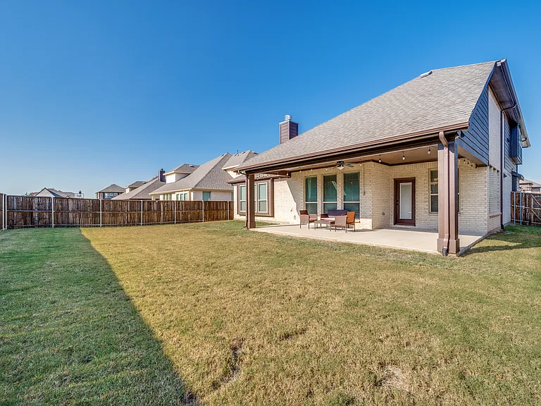1616 George Ln — Photo 3
