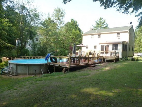 4th image of 5 Birchwood Dr