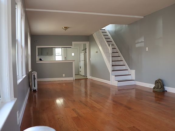 2nd image of 11730 141st St