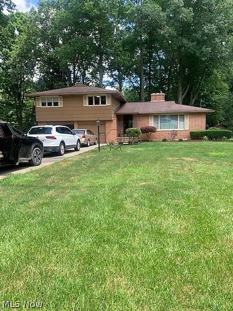 1st image of 530 Quarry Ln NE