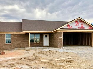 221 Amaryllis Dr, Richmond, KY 40475