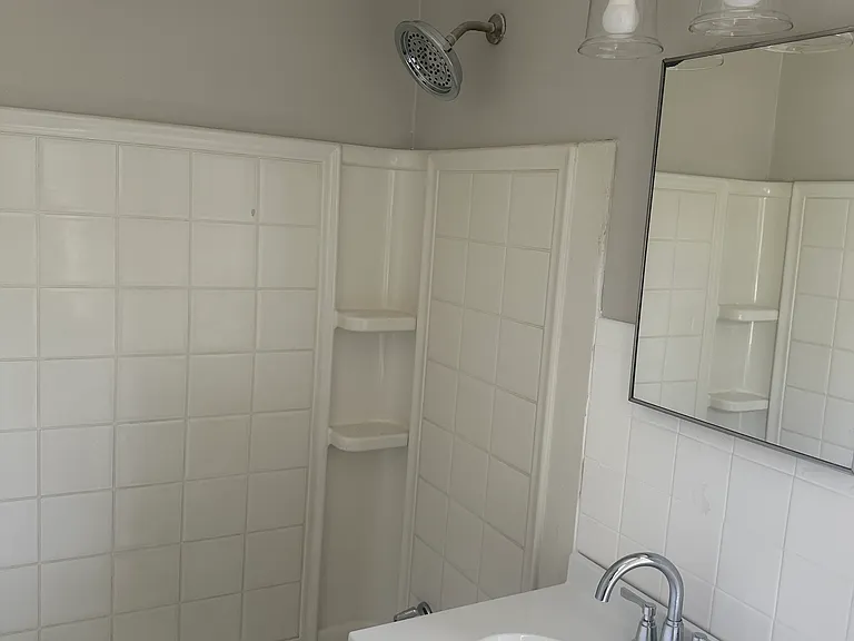 3203 Winchester St — Photo 8
