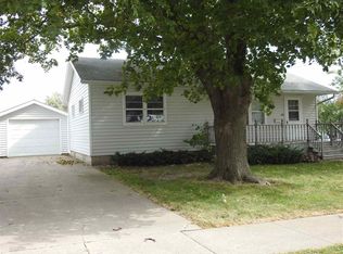 626 Chicago St, Sumner, IA 50674