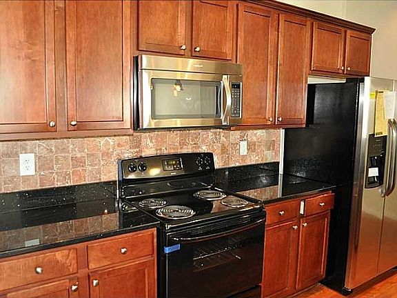 2nd image of 941 Pierce Ivy Ct