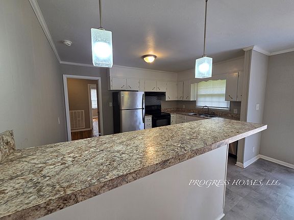 4th image of 3909 Timbercrest Dr NW