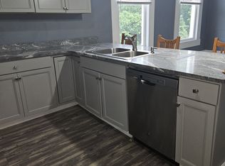 1941 Madison St #C, Dubuque, IA 52001