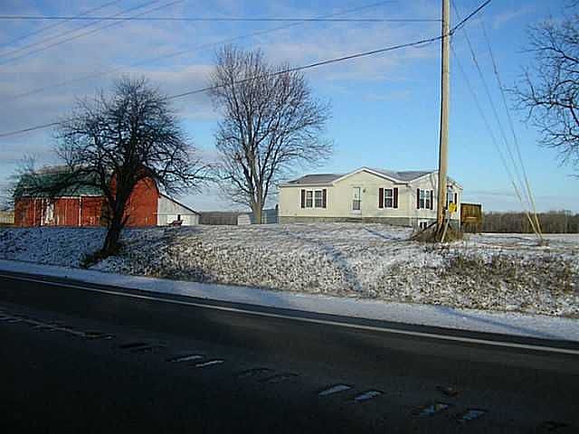 1st image of 841 E Grand Ledge Hwy