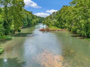 1076 Highway 13 N, Lobelville, TN 37097