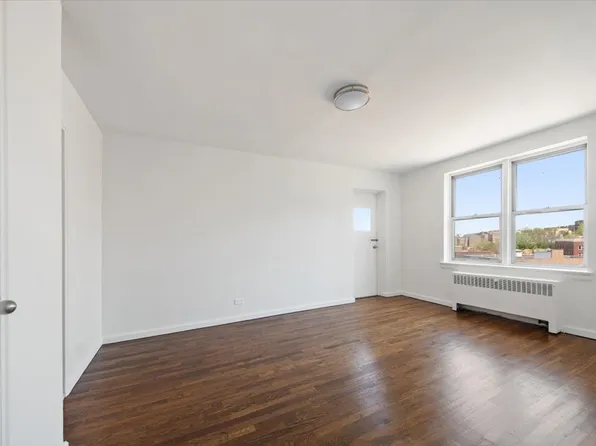 2630 Kingsbridge Terrace image 17 of 27