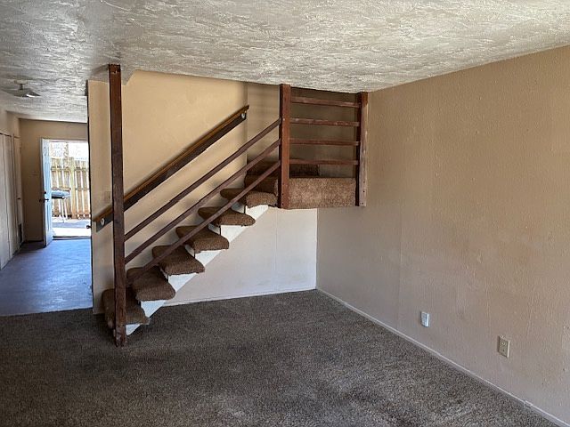 1st image of 1332 Northcliff Ave