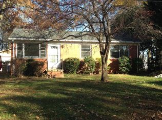 3604 Calvert St, Greensboro, NC 27405