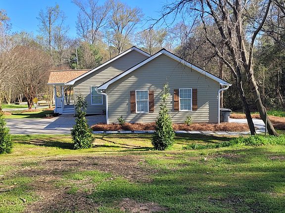 2nd image of 110 Larry Dr