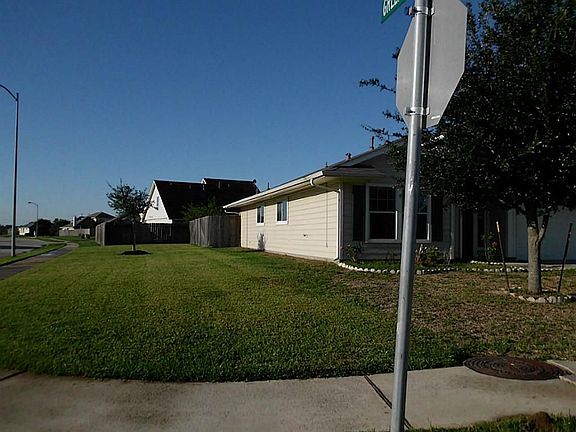 2nd image of 19903 Stratwood Ct