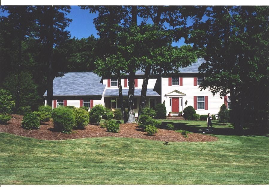 1st image of 95 Canterbury Ln