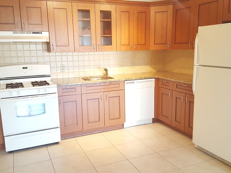 1st image of 2838 Stillwell Ave APT 4F