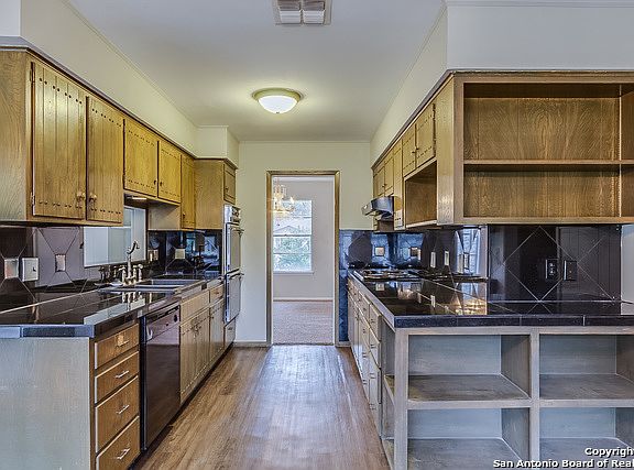 5th image of 629 Sunhaven Dr