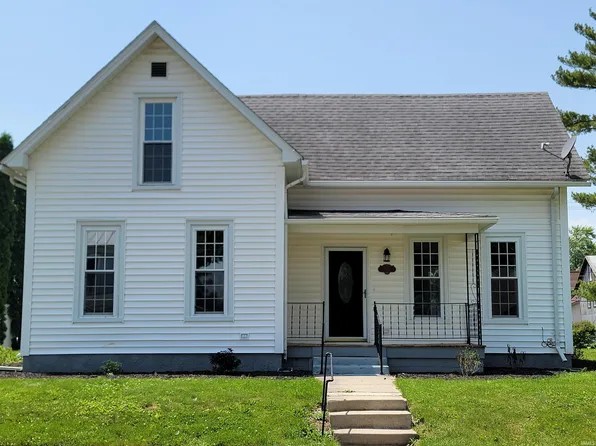 412 S Van Scoyoc St, Avilla, IN 46710