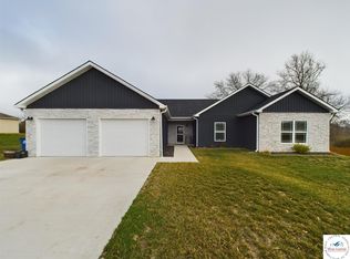 147 SE 215th Rd, Warrensburg, MO 64093