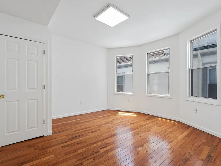 1043 Hunterdon St #2 — Photo 10