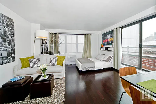 Sold by Halstead Real Estate | media 8