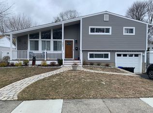340 Ferndale Ave, Stratford, CT 06614