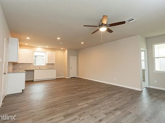4th image of 4466R Stephanie Park Ln