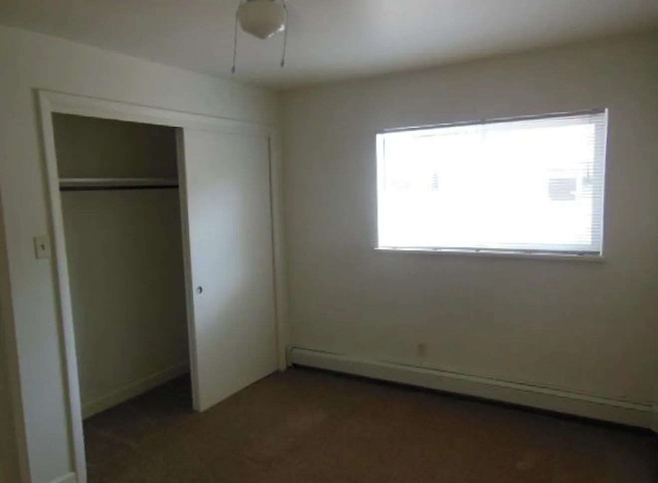 2 bed, 1.5 bath, 941 sqft, $2,275 — Photo 2
