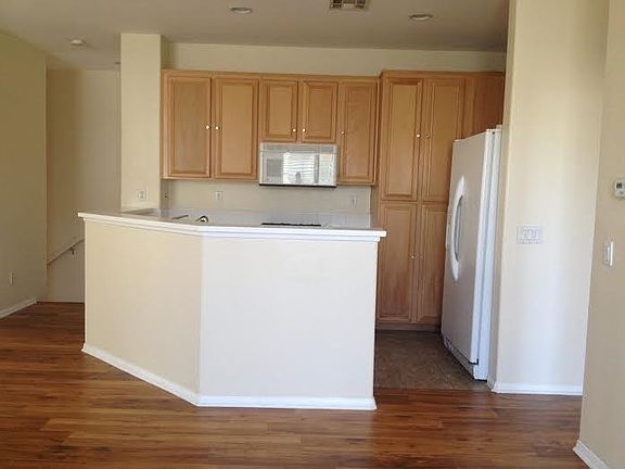 5th image of 2135 Palo Alto Dr Unit 111