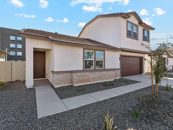 Rev3 at Avondale Station | Homes for Rent