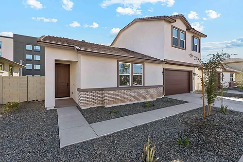 Rev3 at Avondale Station | Homes for Rent Photo 1