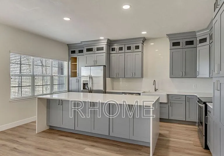 105 E Chandlerpoint Way — Photo 4