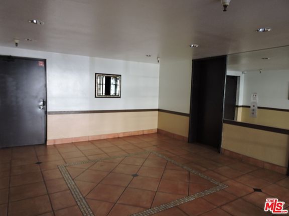 4th image of 435 S Virgil Ave APT 310
